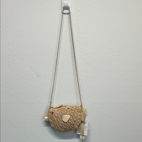 🐟Charming Fish-Shaped Woven Bag 🌊🤍 - Picture 7 of 9